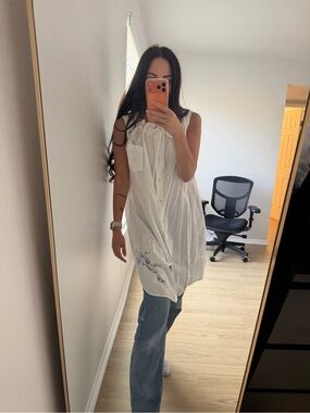 Ermanno Scervino White Sleeveless Button-Front Tunic Top